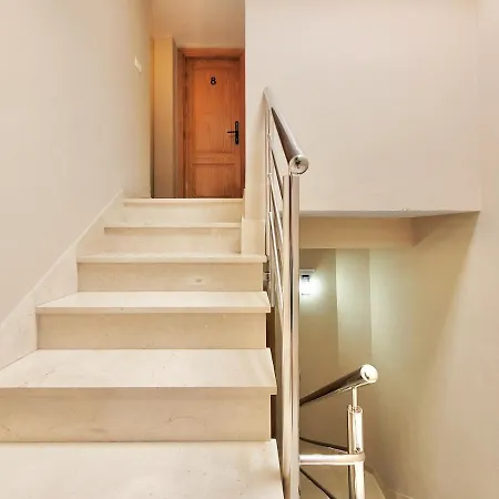 Apartament Club By Grupo Compostelana 8 *