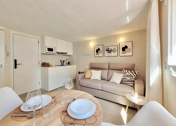 Club By Grupo Compostelana 8 Puerto de la Cruz (Tenerife)